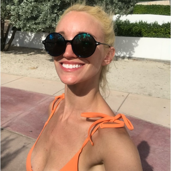 LIKE THIS TO BE NOTIFIED WHEN I GO LIVE!!๐โฎ๏ธ๐๐๏ธ๐ฆ - Picture 6 of 14